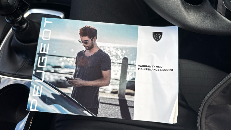 Peugeot 208 1.2 PureTech 100 Allure Premium + 5dr Petrol Hatchback